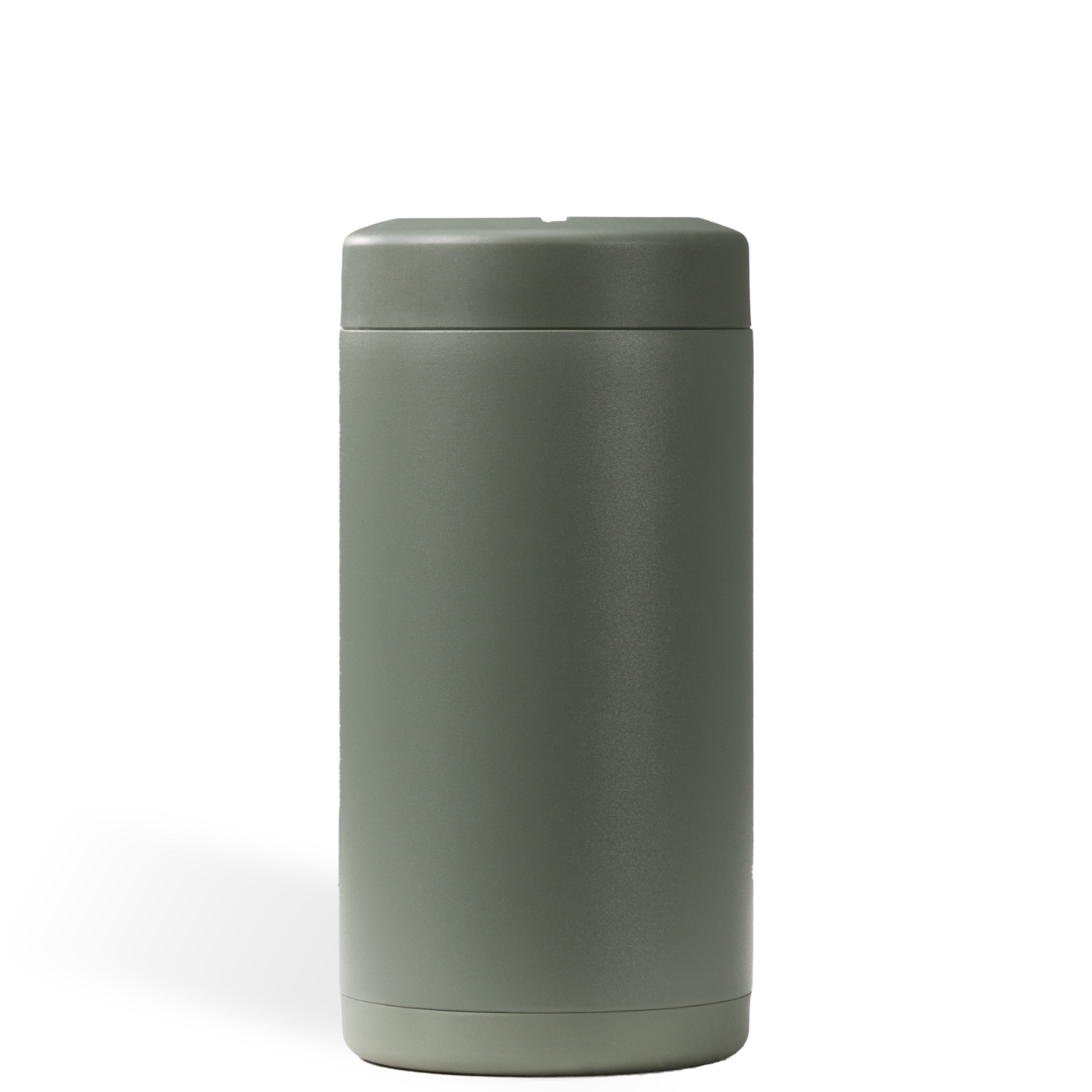 courtyard-16oz-473ml-e1 16ozCan-Courtyard-WPI-3_2ab612cb-68ef-421e-81e4-859d528bc61c.png